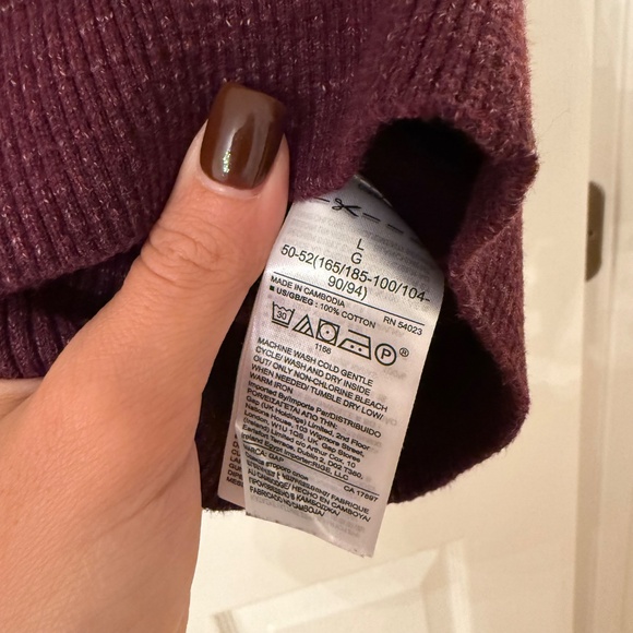 Gap Maroon Burgundy Crewneck Sweater - Picture 5 of 5